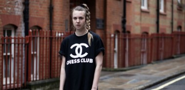 Mø giver den gas til radio-session for BBC