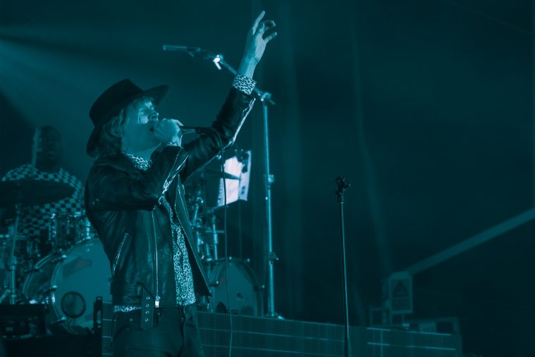 Beck Leverede Kort Og Mixed Bizness As Usual På Northside Koncert