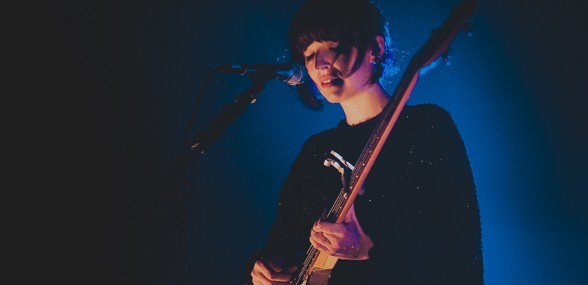 Daughter – ensomhed foran tusinde ører