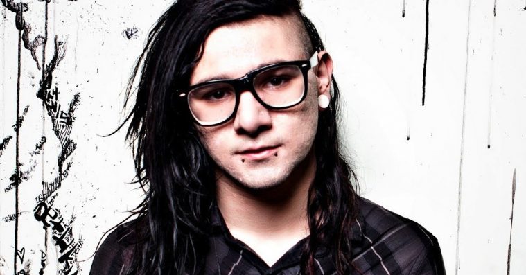 Skrillex dømt til at betale fan ti millioner kroner efter stagedive