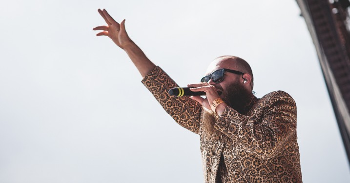 Klumben & Raske Penge – folkelig dancehall-sommerfest