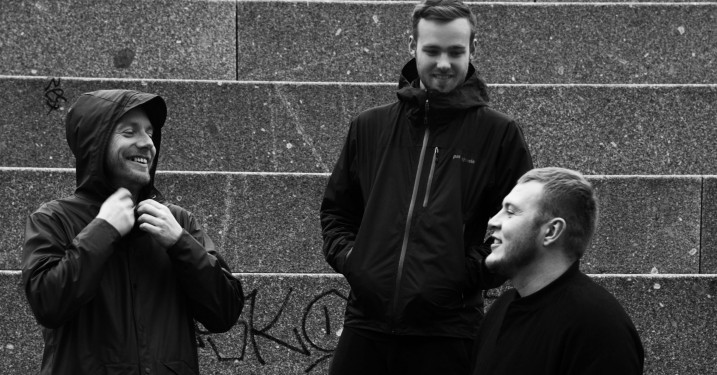 Supertrioen AV AV AV annoncerer debut-ep’en ‘They Live’