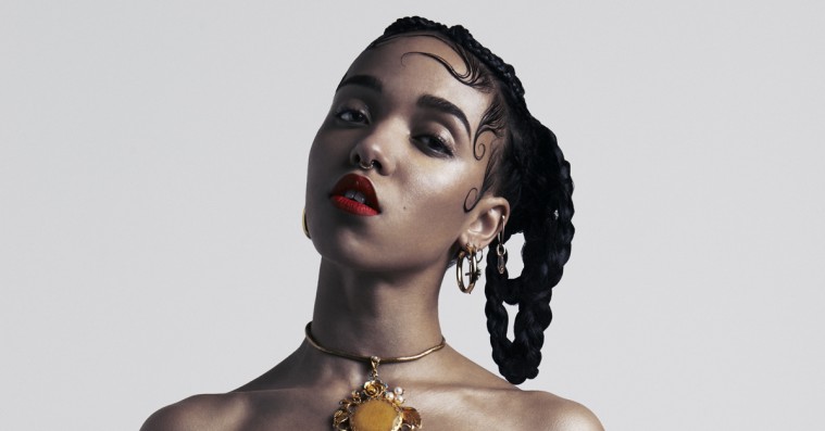 FKA Twigs går modsat The Weeknd: Hun er bedre, jo mindre hun anstrenger sig for at please