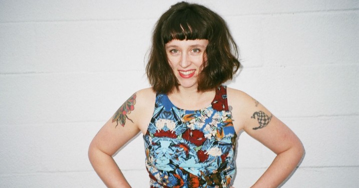 Waxahatchee spidder ekspartner med rocket bredside på ‘Out in the Storm’