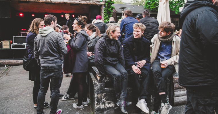 Pumpehusets Byhave løfter sløret for gratiskoncerter i juni – bl.a. Aksglæde og Soho Rezanejad