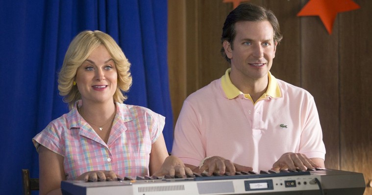 Se de første billeder fra Netflix’ ’Wet Hot American Summer’ med Bradley Cooper, Amy Poehler og Paul Rudd
