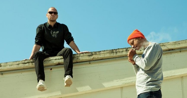 Hør EaggerStunns ‘Lige her’ – første single fra duoens kommende album