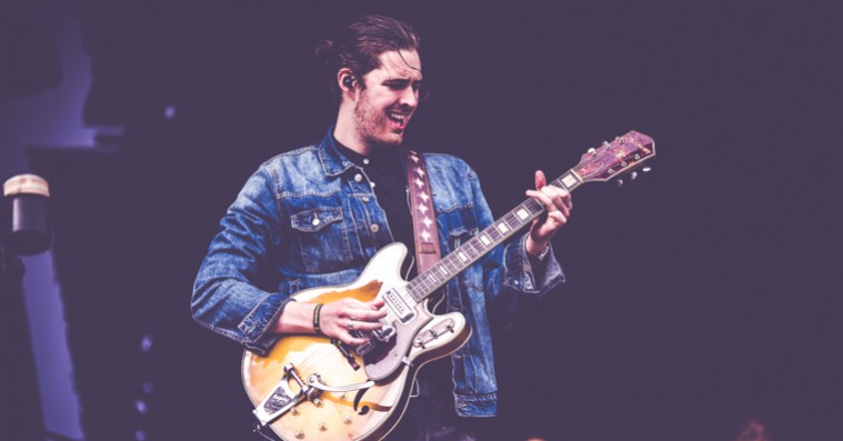 Hozier giver koncert i København