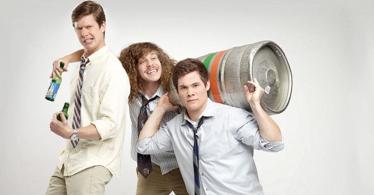 Perverst, vulgært, for meget: Derfor skal du se den grovkornede ’Workaholics’