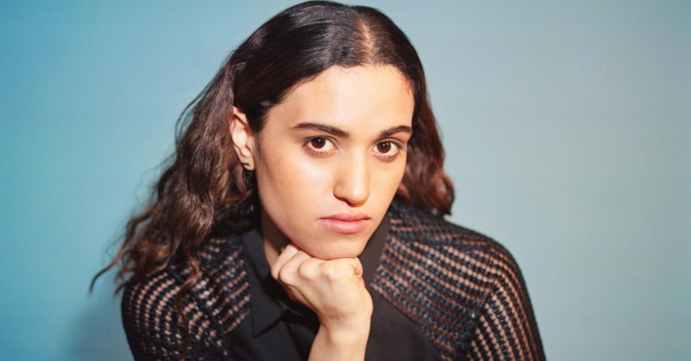 Empress Of’s synthpop svømmer over af sensuelle synths og sexede punchlines