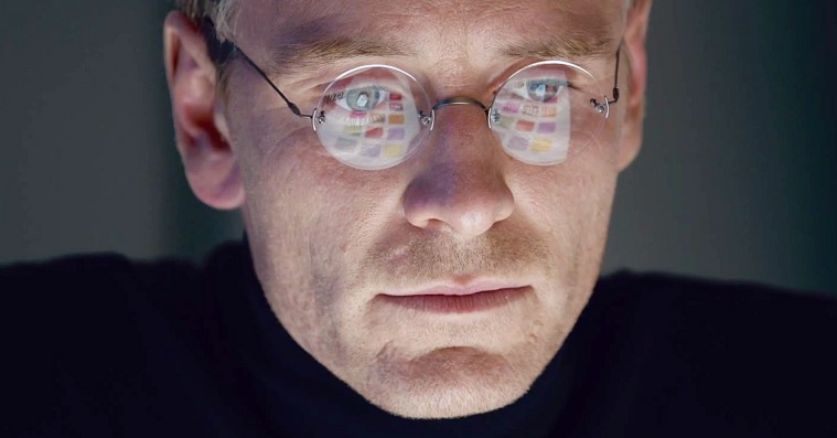 De internationale anmeldere om ny ’Steve Jobs’-film: Pragtpræstation af Michael Fassbender