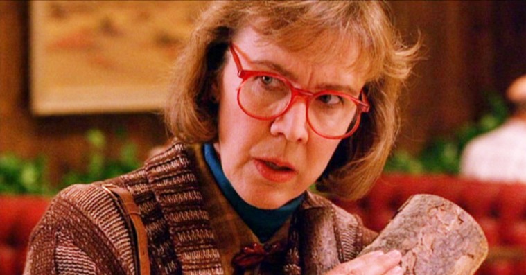 The Log Lady fra ‘Twin Peaks’ er død – Catherine E. Coulson blev 71 år
