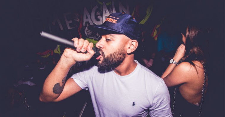 Festbilleder: Rezet fejrede ny sneakerbutik i Aarhus med Ukendt Kunstner