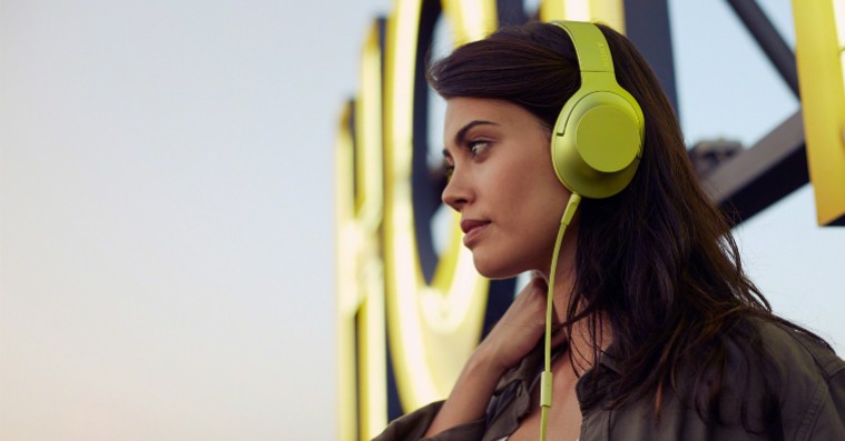 Månedens gear og gadgets: Vild smartphone til 2.000 kroner og de ypperste hørebøffer