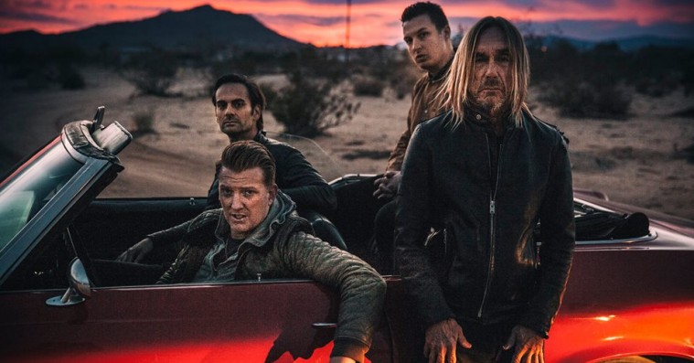 Iggy Pop lyder som en aldrende gentleman, der er havnet midt i en støvet spaghettiwestern