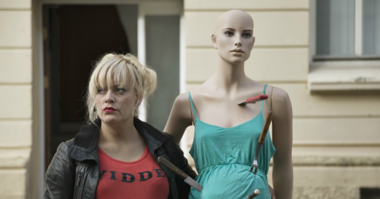 ’Kvinder i for store herreskjorter’