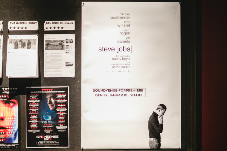 x Steve Jobs Forpremiere Photo by Samy Khabthani 2