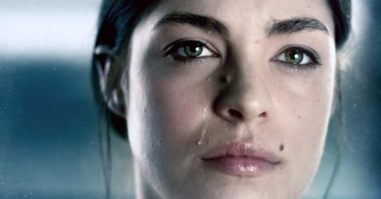 Vandet stiger i ’Bedrag’: Sådan laver man en god titelsekvens