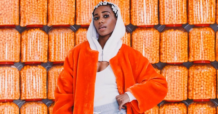 Santigolds popsmeltedigel er kaotisk, men smittende