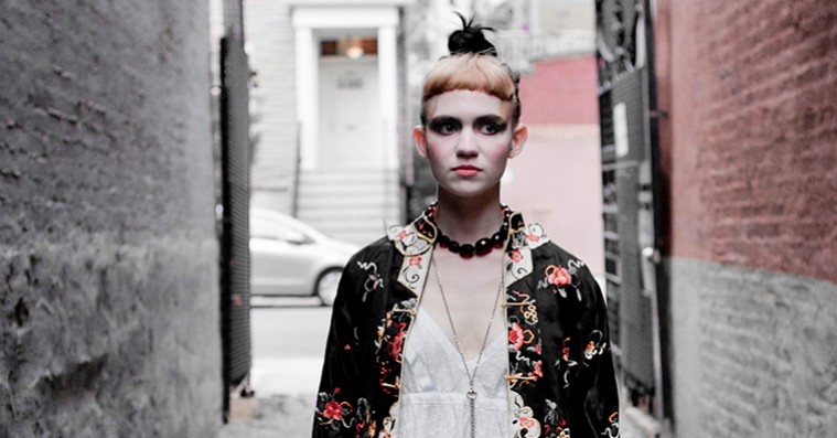 Grimes poserer for Stella McCartney som nyt ansigt for POP-parfume