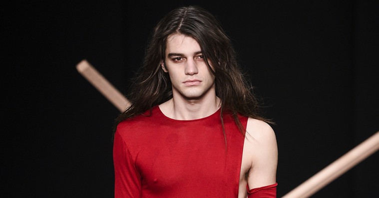 Copenhagen Fashion Week: Henrik Silvius opfordrede til at vise mere hud og havde et politisk budskab