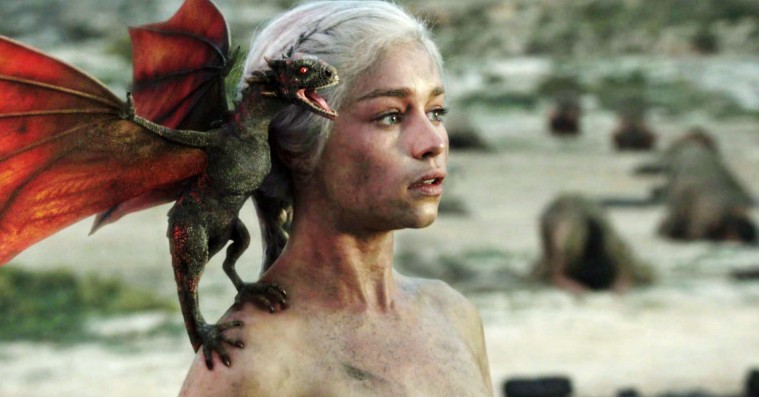 Ian McShane forsvarer sin ‘Game of Thrones’-spoiler: »Det er bare patter og drager«