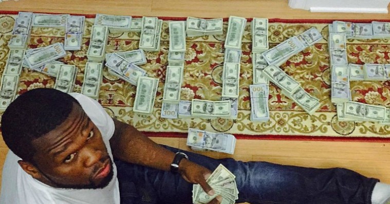 50 Cent forlader sin Instagram – beskyldt for at posere med falske penge