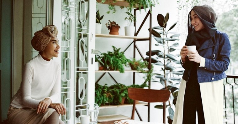 Designeren bag Uniqlos hijabkollektion: »Det handler om at have et valg«