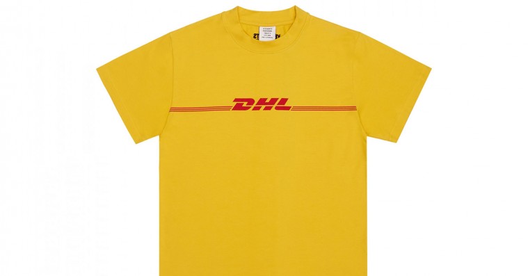 Tidens mest omtalte brand, Vetements, laver sin første minikollektion til herrer – inklusiv DHL-t-shirten alle snakker om