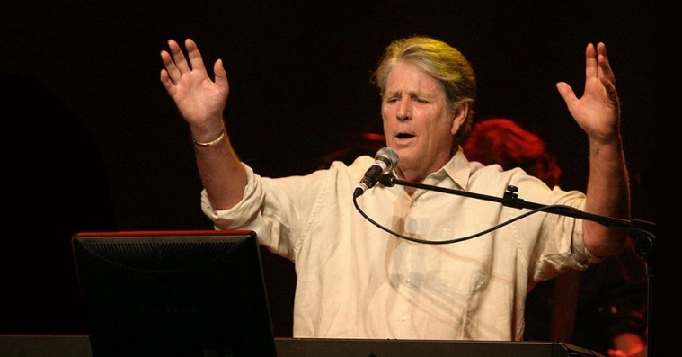 Beach Boys-legenden Brian Wilson til Danmark med ‘Pet Sounds’-koncert