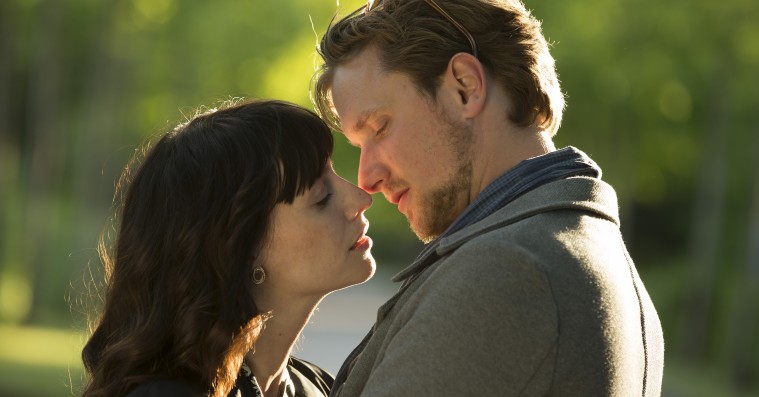 ‘De standhaftige’: Mikkel Boe Følsgaard og Cecilie Lassen overbeviser i dansk drama