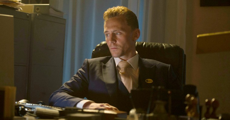 ’Natportieren’ afsnit 1: Susanne Biers spionserie emmer af James Bond-stemning