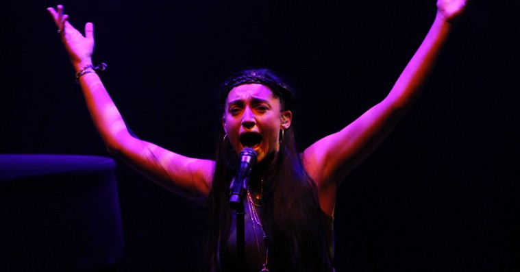 Spot: Emilie Ramirez’ kraftfulde vokal ramte som en knytnæve