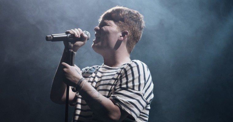 Karl William klar med ny ep – ‘Livet’ er ude lige om lidt