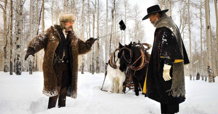 Tumblr udskifter våben med selfiesticks i ‘Indiana Jones’, ‘Inglourious Basterds’ og ‘Deer Hunter’