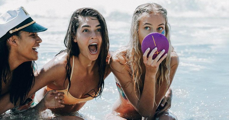 Månedens gear og gadgets byder på vandtætte højtalere og Darth Vaders pladespiller