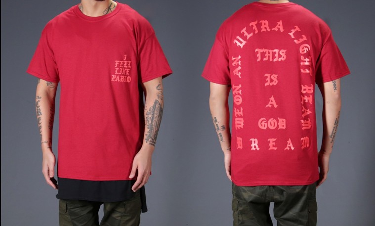 Eksempel på en af Kanye Wests merchandise-t-shirts