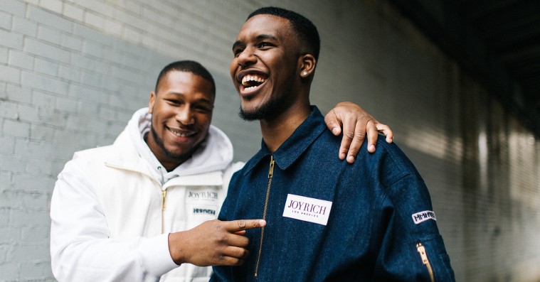 Novelist har lavet det fedeste denimsæt i samarbejde med Joyrich