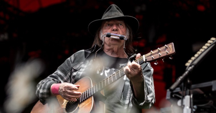 Roskilde Festival: Tre timers Neil Young – i udmattelseskrig for moder jord