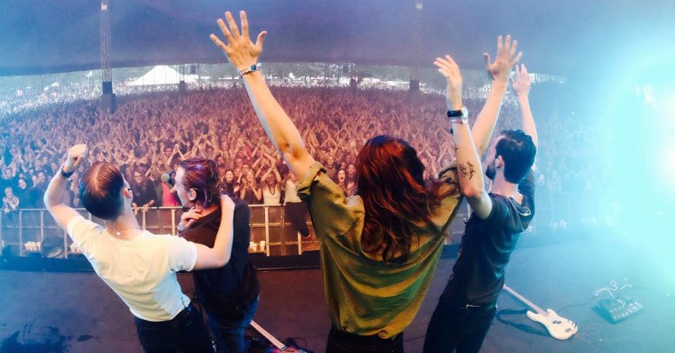 Roskilde-moments fra fredag: Gensidig kærlighed på begge sider af scenekanten