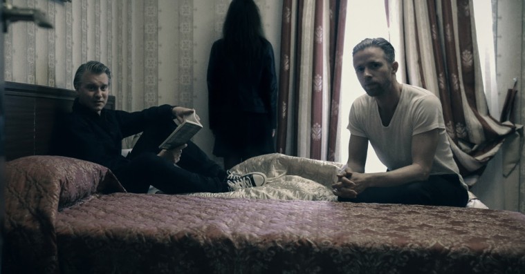 Premiere: Hør Blue Foundations nye single ‘Dreams on Fire’ feat. Sonya Kitchell