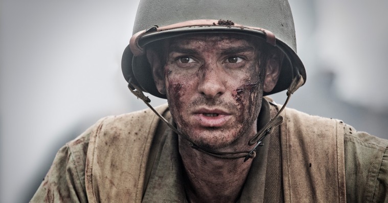 Mel Gibsons ‘Hacksaw Ridge’ tager med 10 minutters stående ovationer plads i Oscarræset