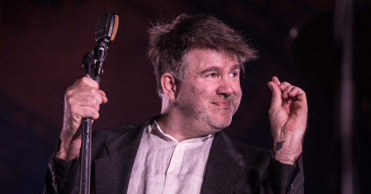 LCD Soundsystem på Roskilde Festival: Spejlkuglen kastede lys over maskinparken