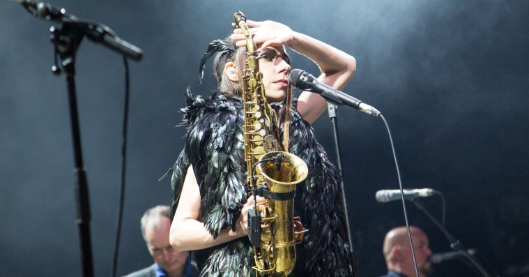 PJ Harvey vender tilbage til Danmark
