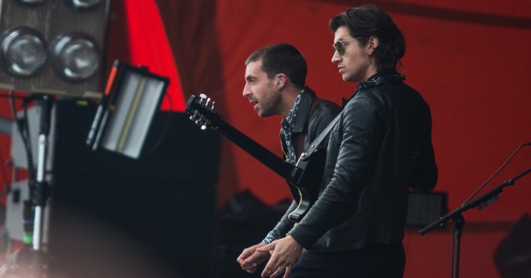 The Last Shadow Puppets’ selvsikkerhed skinnede om kap med brylcremen
