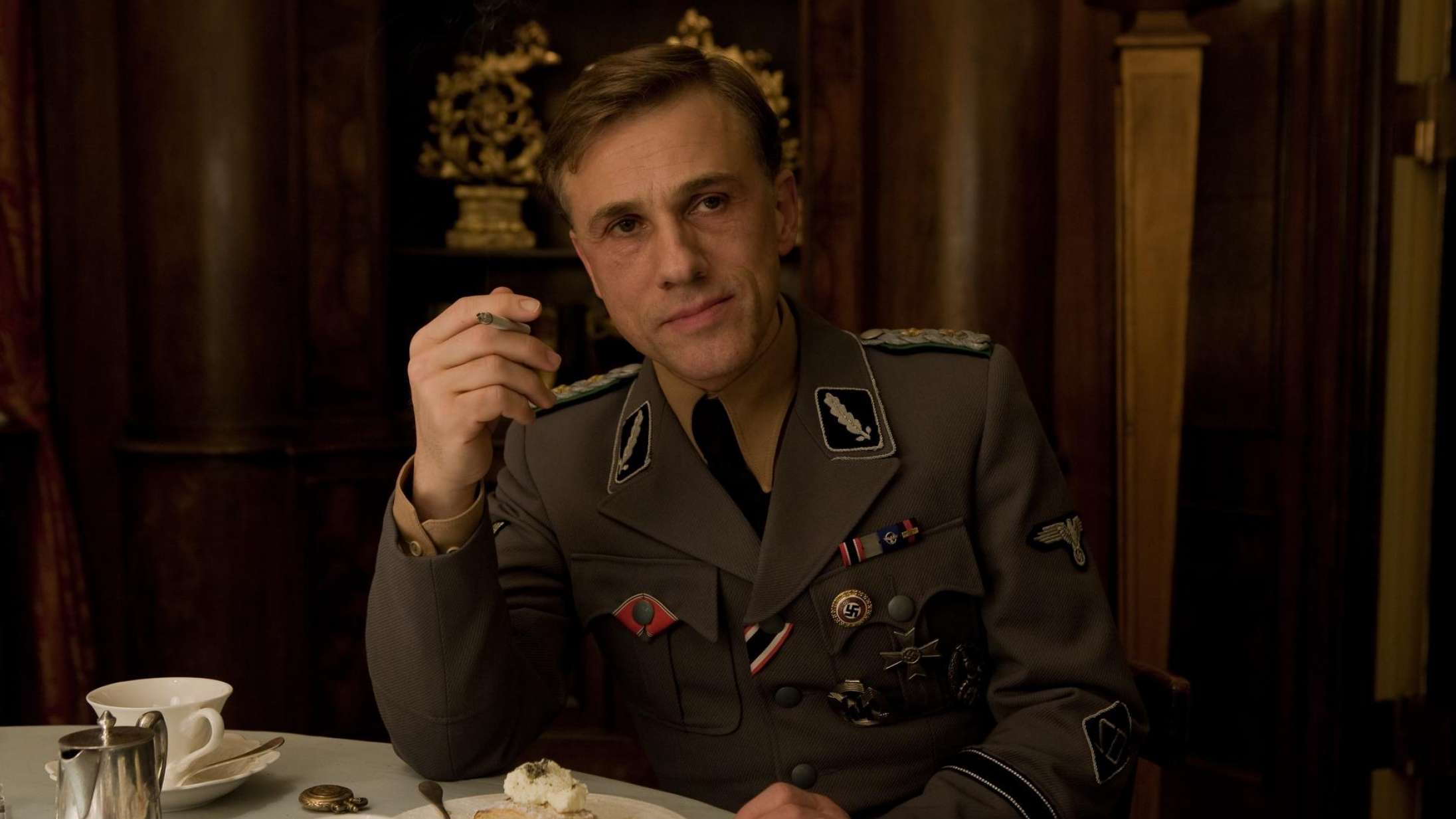 De mesterlige enkeltscener træder i baggrunden, når man ser ’Inglourious Basterds’ 12 år senere