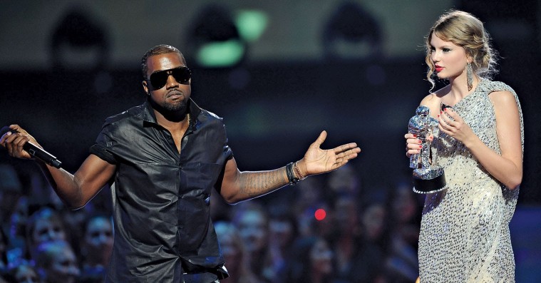 Kanye smider Taylor Swift-diss under Drake-koncert: »I am so glad my wife has Snapchat«