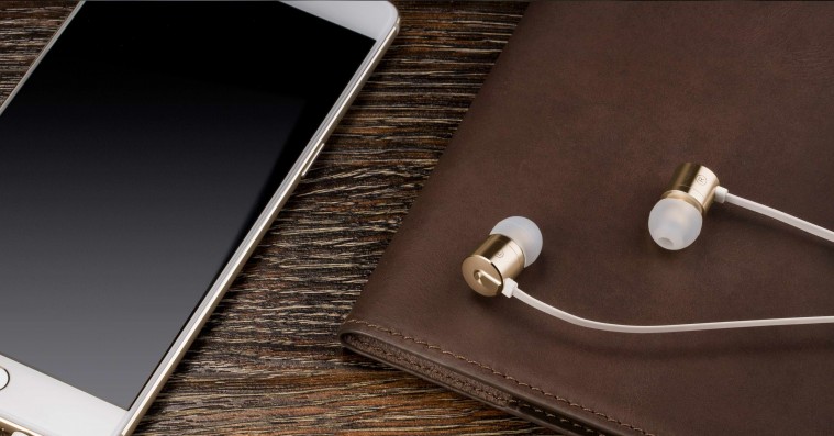 Månedens gear og gadgets: Verdens bedste smartphone og en ny Xbox