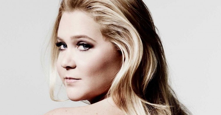 Engangsknald, vold og tyveri: De mest bemærkelsesværdige ting i Amy Schumers nye bog