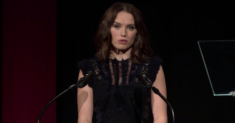 Daisy Ridley åbner op om fravalget af Instagram: »I have a lot of growing up to do«